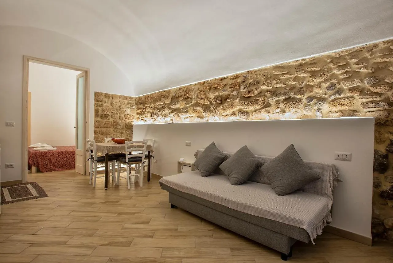 Dentro Le Mura Alghero Italy